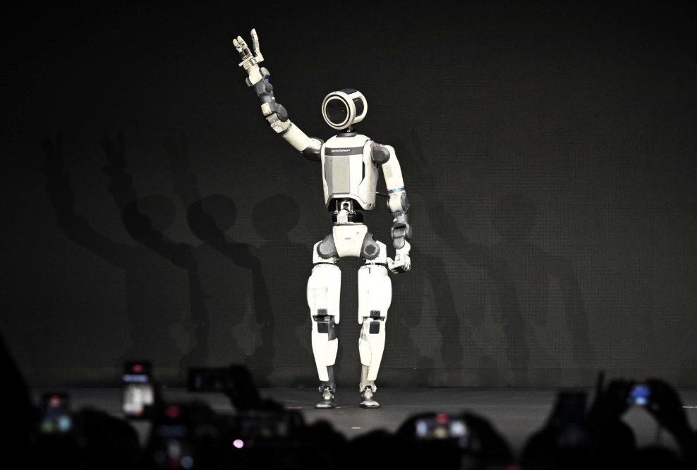 아틀라스 vs 현대차 노동자, 그리고 다가올 포워더 vs AI Agent (Week 6, 2026)