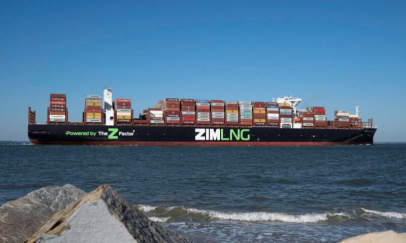 하팍로이드-ZIM 42억 달러 인수: 생존을 위한 규모의 게임 (Week 8, 2026) 